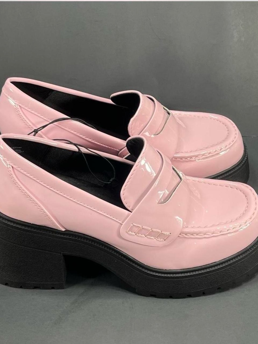 Women's Pink Patent Platform Loafers size 8.5 new in box